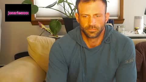 Jon Aries online show from 04-12-26, 01:16