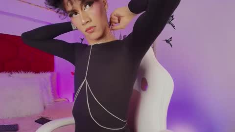 Jonas  online show from 11-13-25, 01:43