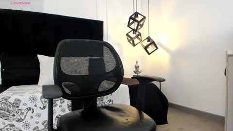 Jonathan Danielss  online show from 02-21-25, 11:44