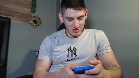 jonathancast08 online show from 02-06-25, 11:48