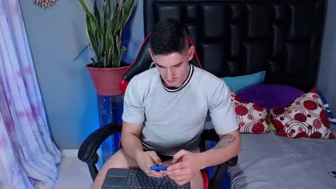 jonathancast08 online show from 03-03-25, 01:10