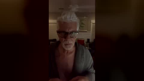 Snapshot of jonathanmandm chatting on 05-17-26, 03:59 jonathanmandm online show from 05-17-26, 03:59