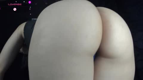 Janna online show from 01-17-25, 03:23