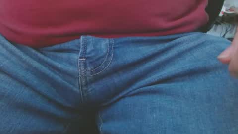 joncpics online show from 12-05-25, 07:54