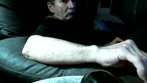 Snapshot of jonelvis6543 chatting on 04-18-26, 08:29 Jonelvis123456 online show from 04-18-26, 08:29
