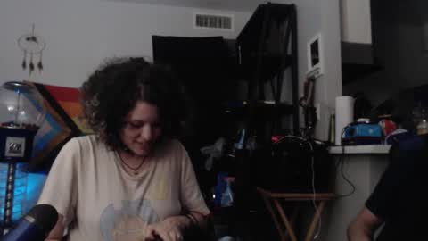 jonmessfan online show from 10-31-25, 08:37