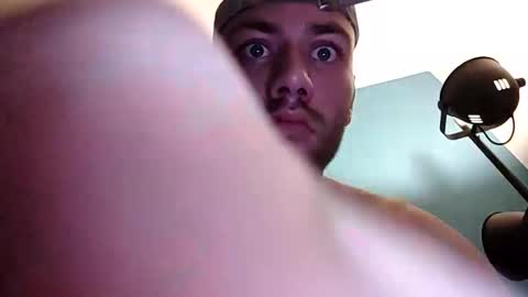 Snapshot of jonnyblow chatting on 10-30-25, 05:35 J online show from 10-30-25, 05:35