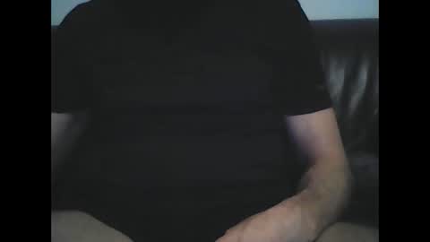 Snapshot of jonnydeep28 chatting on 09-28-25, 04:40 Jonnydeep online show from 09-28-25, 04:40