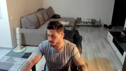 jonnyporn1 online show from 01-18-26, 04:00