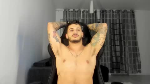 jonnyporn1 online show from 02-05-26, 10:03