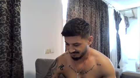Snapshot of jonnyporn1 chatting on 06-23-26, 11:52 jonnyporn1 online show from 06-23-26, 11:52