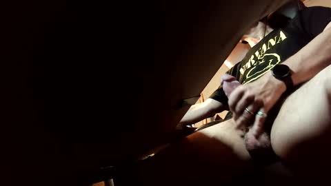 Snapshot of jontn_swift chatting on 11-09-25, 06:33 Jonathon Swift online show from 11-09-25, 06:33