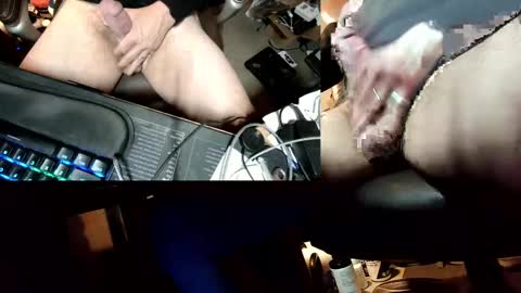 Snapshot of jontn_swift chatting on 11-23-25, 05:29 Jonathon Swift online show from 11-23-25, 05:29