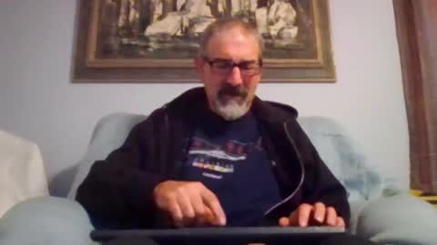 Snapshot of jony_five chatting on 12-21-25, 12:23 Jon online show from 12-21-25, 12:23