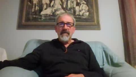 Snapshot of jony_five chatting on 01-08-26, 01:08 Jon online show from 01-08-26, 01:08