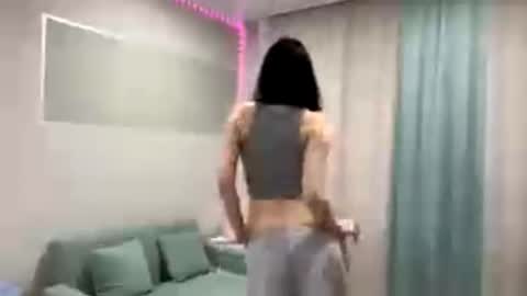 Aria online show from 03-11-26, 01:17