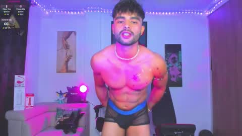 Snapshot of jordanrossie chatting on 10-05-25, 12:31 JordanRossie online show from 10-05-25, 12:31