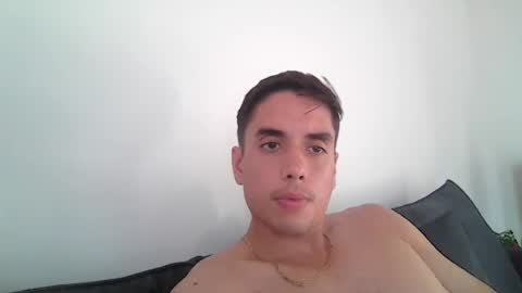 Snapshot of jorge124345 chatting on 07-13-26, 12:24 Babyface online show from 07-13-26, 12:24