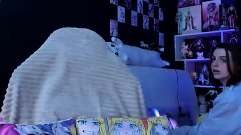 Rose online show from 12-13-25, 08:14