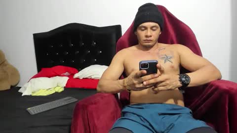 Snapshot of jose22leal chatting on 06-03-26, 07:19 Jose22Cm online show from 06-03-26, 07:19