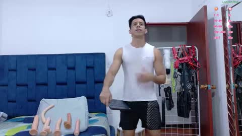 jose_rumbero91 online show from 01-14-26, 12:05