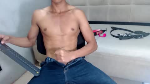 jose_sexycumm online show from 01-28-25, 11:07