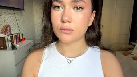 Eli online show from 04-12-26, 11:04