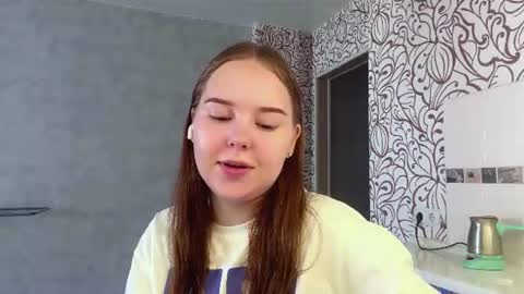 Snapshot of josefinamacumber chatting on 07-19-26, 08:51 May online show from 07-19-26, 08:51