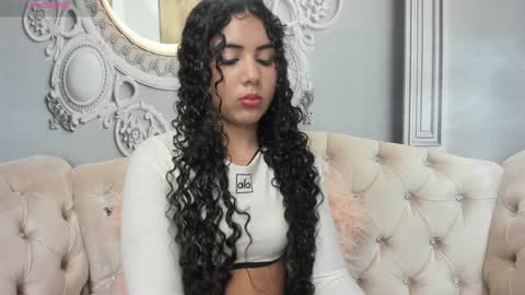 Katalina online show from 01-22-25, 05:06