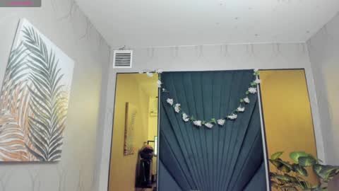 Katalina online show from 02-05-25, 11:02