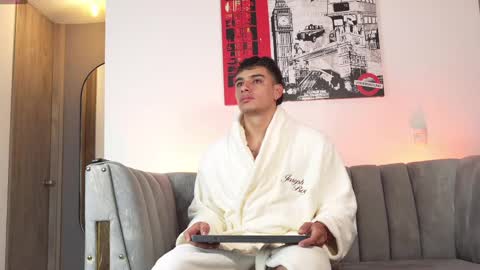 Snapshot of joseph__boy chatting on 06-07-26, 11:47 JOSEPH online show from 06-07-26, 11:47