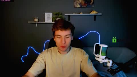 joseph_bear_ online show from 10-13-25, 08:09