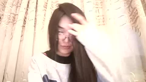 Snapshot of josephinepantle chatting on 04-21-26, 02:12 Kama online show from 04-21-26, 02:12
