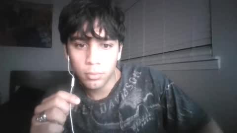 Snapshot of josh372060 chatting on 06-11-26, 02:53 josh372060 online show from 06-11-26, 02:53