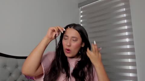 Snapshot of josh_and_dilany chatting on 01-26-25, 02:41 Dilany Josh online show from 01-26-25, 02:41