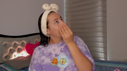 Snapshot of josh_and_dilany chatting on 02-08-25, 03:42 Dilany Josh online show from 02-08-25, 03:42