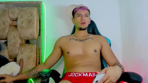 Snapshot of josh_cam99 chatting on 10-16-25, 02:45 JOSH online show from 10-16-25, 02:45