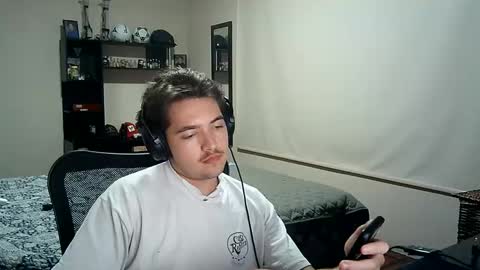 Snapshot of josh_fucks420 chatting on 01-23-25, 04:41 Josh online show from 01-23-25, 04:41