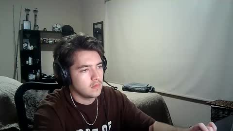 Snapshot of josh_fucks420 chatting on 11-04-25, 12:21 Josh online show from 11-04-25, 12:21