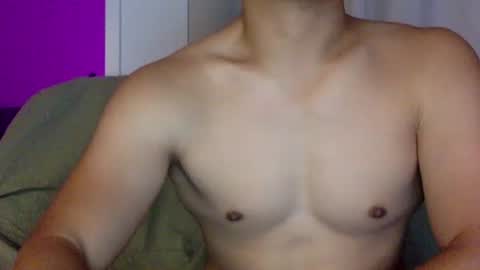 Snapshot of joshasian0713 chatting on 04-19-26, 10:36 joshasian0713 online show from 04-19-26, 10:36