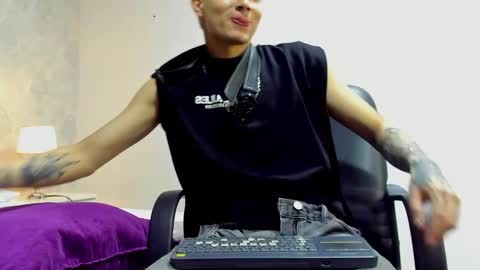 JoshBeech online show from 02-04-26, 12:44