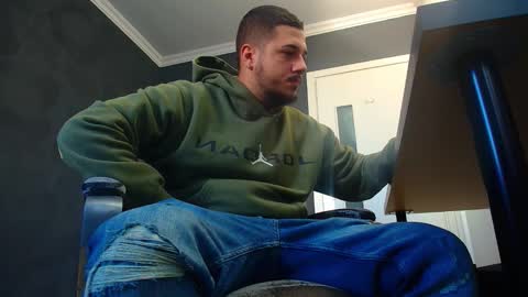 JoshKnight online show from 09-18-25, 05:20