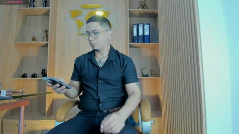 Snapshot of joshmiller___ chatting on 07-01-26, 11:34 joshmiller___ online show from 07-01-26, 11:34
