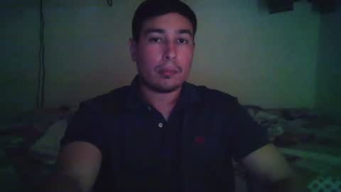 Snapshot of josq121 chatting on 06-11-26, 06:22 josq121 online show from 06-11-26, 06:22
