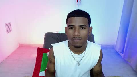 Snapshot of josua_smith chatting on 11-27-25, 01:29 Josua online show from 11-27-25, 01:29