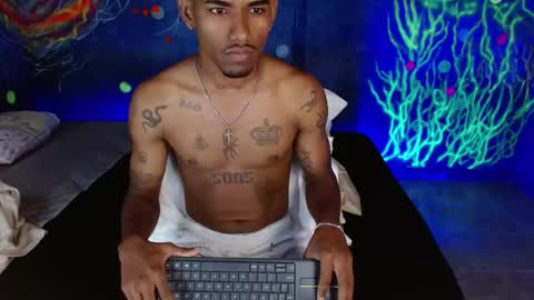 Snapshot of josua_smith chatting on 12-01-25, 12:48 Josua online show from 12-01-25, 12:48