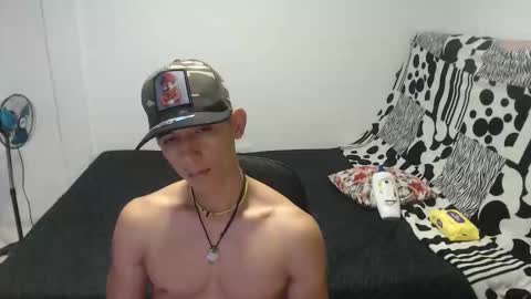 josue25sex online show from 12-04-25, 02:32
