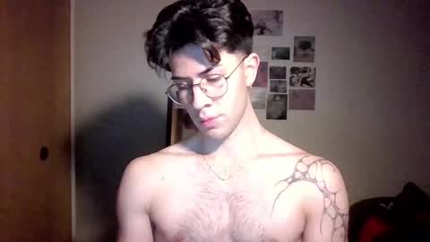 Snapshot of jotarojas1 chatting on 12-09-24, 04:01 jotarojas1 online show from 12-09-24, 04:01