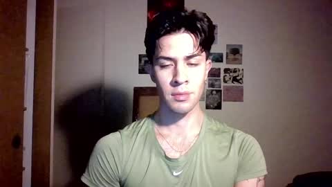 Snapshot of jotarojas1 chatting on 12-12-24, 12:48 jotarojas1 online show from 12-12-24, 12:48