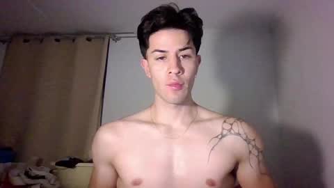 Snapshot of jotarojas1 chatting on 12-25-24, 04:54 jotarojas1 online show from 12-25-24, 04:54